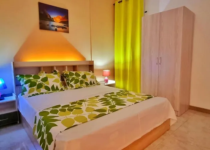 West Beach Apartment